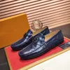 Chaussures habillées pour hommes de haute qualité chaussures plates décontractées bas mocassins mode bouton en métal de luxe pois chaussure de conduite classique pour hommes MKJKL0004