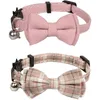 Kołnierze koci przewody wyreguluj kołnierz z dzwonkiem Breckaway Bowtie Safety Solid Solid Cina Color Zestaw Koty Produkty dla zwierząt Kotek Accessorie