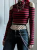 Goth Dark Grunge Striped Mall Gothique Basique T-shirts Punk E fille Esthétique Moulante Casual Crop Tops À Manches Longues Ouvert Épaule Tee 220407