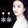 Stud Shin Min uno show televisivo coreano Scesso di orecchini orecchini creativi tendenza alla moda per femminile di fiori di fiori Silverstud