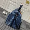 Luxurys Designer Bags 2022 Reisetaschen 50 cm Mode bunt großes Design weiß blau Gitter Kalt Canvas sehr auffällig 01