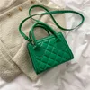 Tide Brand Wholesale Texture Women 2022 New Formanable One Style Small Simple Scenseing Handsing Handsed Bross Trend Trend Crossder Crossbody Bags