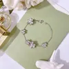 Pulseira 2022 feminina joias de luxo doce romântico trevo flor diamante