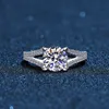 20 Carats Congagement Rings Halo Diamond Wedding Band Round Brilliant Diamond Ring For Women Promise Подарок включают в себя коробку 2208138064157