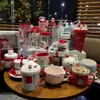 Starbucks 2020 Julklapp Little Hedgehog Julgran Alpaca Snöhus Kangdick Halmisolering rånar