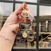 Designer Sneaker Leather Silicone Keychains European American Trend Female Creative Bear Leather Personalized Car Keychain Men and Women Lovers Bag Pendant