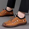 Sandaler sommar äkta läder män mode romerska handgjorda ihåliga uteservering av avslappnad plattform utomhus herrstrand sandalsandaler