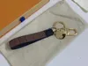 Hoge kwaliteit met doos Luxe accessoires Key Buckle Lovers Car Keychain Handgemaakte Designer Leer Keychains Men Women Tassen Paar 7 kleuren Top