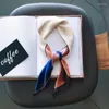Sciarpe di lusso in raso di seta da donna per capelli Fashion Square stampato Foulard 70 70cm Accessori professionali Sciarpa di designScarves285L