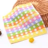 Fabricant en gros impression serviette carrée 28 * 28 multi motif dessin animé coton serviette ménage main essuyer table petit mouchoir