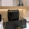 2023 Klasyczne mini próżność z workami z bagażnikiem skóra kawiorowa z Crush Gold Crossbody Designer Cosmetic Case Women Bags