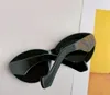Designer-Cat-Eye-Sonnenbrille 40051 Nude/Black Smoke Damenbrille mit UV400-Schutz und Box