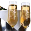 2PcsSet Personalized Mr and Mrs Champagne FlutesCustom Bride Groom Name Glasses for Wedding ToastingGift for Bridal Shower 220527