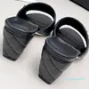 2022 Kobieta kapcie Sandały Wysokiej Jakości Stylowy Metal Decor Classic Plaid Moda Klasyka Sandal Kobiety Slipper Shoes Slide