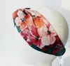 Faixa de cabeça elástica Bandanas para homens e mulheres 2022 Letra Lantejoulas design Verde flor vermelha Faixas de cabelo Menina Retro Turbante Headwraps