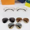 Solglasögon för kvinnor och män Summer Rivet Style 0997 Antiultraviolet Retro Shield Lens Plate Oval Frameless Fashion Gereeglasses RA2287263