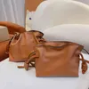 Axelväska hink med dragkroppar läder plakar handväskor lyckliga kvinnor brun designer handväska vintage crossbody märke mjuk kvinna