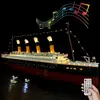 Das Licht der Titanic, großes Kreuzfahrtschiff, Dampfschiff, Bausteine, Ziegelsteine, ferngesteuertes Musikmodell, kompatibel mit 10294, 9090 Stück, Film, Bildungsspielzeug, Kindergeschenke