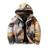 Omlaag jassen heren winter kap kap dikke winter down jas mannelijke camouflage mode overjas bovenkleding warme merk kleding parka's t220802