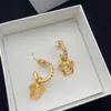 Fashion Designer Earrings V Letter Banshee Medusa Head 18K Gold Plated Womens VE08