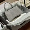 2022 Fashion Ladies Hands Handbags حقائب مصممة كتف مصممة شهيرة تصميم شهيرة حقيبة الحمل القلادة كبيرة المحفظة محفظة