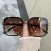 Güneş Gözlüğü Büyük Boyu Kadın Lüks Tasarımcı Bej Vintage Square Güneş Gözlükleri Kadın Klasik Gözlük Lady UV400 Big Frameunglasses