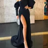 Sexy schwarze Meerjungfrau-Abendkleider, eine Schulter, lange Ärmel, hoher Seitenschlitz, formelle Partykleider, Arabisch, Aso Ebi, Sweep-Zug, Damen-Abschlussballkleid für besondere Anlässe