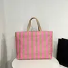 Mode Plage Sacs De Paille Casual Rotin Maille Creux Triangle Logo Dames Shopping Sac À Main Sacs À Main Pour Femmes Grande Capacité Ladie Seau Sac Voyage