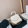 5A Luxury Bag Fashion Top Bag axelväska Designer LA MEDUSA Panel Trim Women Big Chains Strap Intern Flat Pocket Magnetic Buckle Handväskor Läderväskor 20