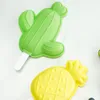 Moule en silicone de glace de crème glacée 3D rouge net avec couvercle outil de popsicle créatif fait à la main production à domicile pour enfants BBE14028