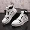 Top Casual High Mens Chaussures Fashion Men White Breatte Sneaker Sneaker Male mâle Trainers en cuir Skateboard TREND TREND TREND