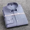 Herren-Freizeithemden, hochwertiges Herren-Baumwoll-Oxford-gestreiftes, einzelne aufgesetzte Tasche, lange Ärmel, normale Passform, bequemes, lässiges Hemd mit Knopfkragen, 220921