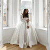 Plus Size stain Bröllopsklänning Långärmad strandbröllopsklänning Oversize brudklänning Boho robe de mari￩e fluffiga vestidos de novia