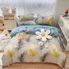 Bettwäsche und Bettwäsche aus unserem Bettwäsche- und Sommer-Schlafzimmer mit Quil 220823