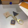 Fashion Keychains Designer nyckelkedjor män kvinnor bilväska kedja klassiska tillbehör 6 stilar med låda