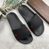 Moda Kauçuk Tasarımcı Slayt Terlik Dişli Dipleri Erkek Çizgili Sandal Nedensel Slip Slip Yaz Huaraches Platform Flip Flop Slaytlar U1KB#