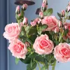 Декоративные цветы венки 2pc Real Touch Rose 4 Bud Artificial Feel LaTex для домашнего макета вечеринка свадебная украшение цветочное расположение