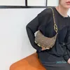 2022 yeni Marka Yaz yeni moda kadın askılı çanta zincir deri moda grils küçük omuzdan askili çanta bilek çantaları kahverengi renk