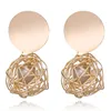 Boucles d'oreilles en métal pour femmes, boule d'or creuse, perle, lustre, disque concave, boucles d'oreilles à la mode, pendentifs