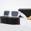 نظارة شمسية فاخرة للرجال مستقطبة بتصميم مكثف للسيدات مسافرات نظارة شمسية عصرية نظارات للشاطئ نظارات واقية للشاطئ Gafas de sol مع صندوق