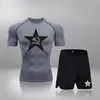 Tute da uomo Set di abbigliamento da palestra ad asciugatura rapida da uomo Tuta sportiva da corsa Maglia da allenamento per basket Calcio Fitness estivo