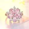 Fedi nuziali Carino femminile rosa cristallo pietra anello fascino argento colore sottile per le donne delicato sposa fiore zircone anello di fidanzamentoWedding Edwi22