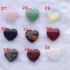 Reiki Minerals Heart Shape Crystal Natural Quartz Chakra Healing Stone Gemstone Pendant DIY Present Heminredning Handgjorda Smycken