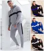 2022 MENS TRACKSUITS Märke Sport Casual Wear Light Luxury Striped Design Hoodie Pants Two Piece Suit Designer Jogger Polo Jacket Pants Sportswear