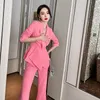 Pants de pantalon à deux pièces pour femmes 2 Set Pink Elegant V Neck Fashion Fashion Irréguled Preted Sleeve Femmes Suit 2022 Été Clothing Formes Vêtements