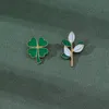 Lucky Green fourleaf clover Pins Brooches for Women Gold Plated Plant Enamel Pin Jewelry Student Couple Metal Badges Denim Shirt 3775056