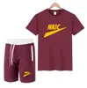 Summer Tracksuit Brand Logo Tryckt kortärmad toppar Cotton Coman Casurable T-shirt Shorts Passar Sport och fritidsmänsset