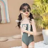 Costume da bagno intero principessa in pizzo per bambini 2022 bambini carino volant con fiocco costume da bagno senza schienale neonate costume da bagno estivo S2040