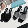 20222 Högklackade skor Toppkvalitet Kvinnor Hög klackar Sandaler Randiga tofflor Svart Knit Broderi Heel Sandal Outdoor Summer Letters Slipper With Box