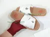 a1 Neue Kreuzgewebte römische Hausschuhe, holzige Sandalen, Perlendruck, Slide, Sommer, breite, flache Damen-Canvas-Sandalen, Luxus-Designer-Slipper